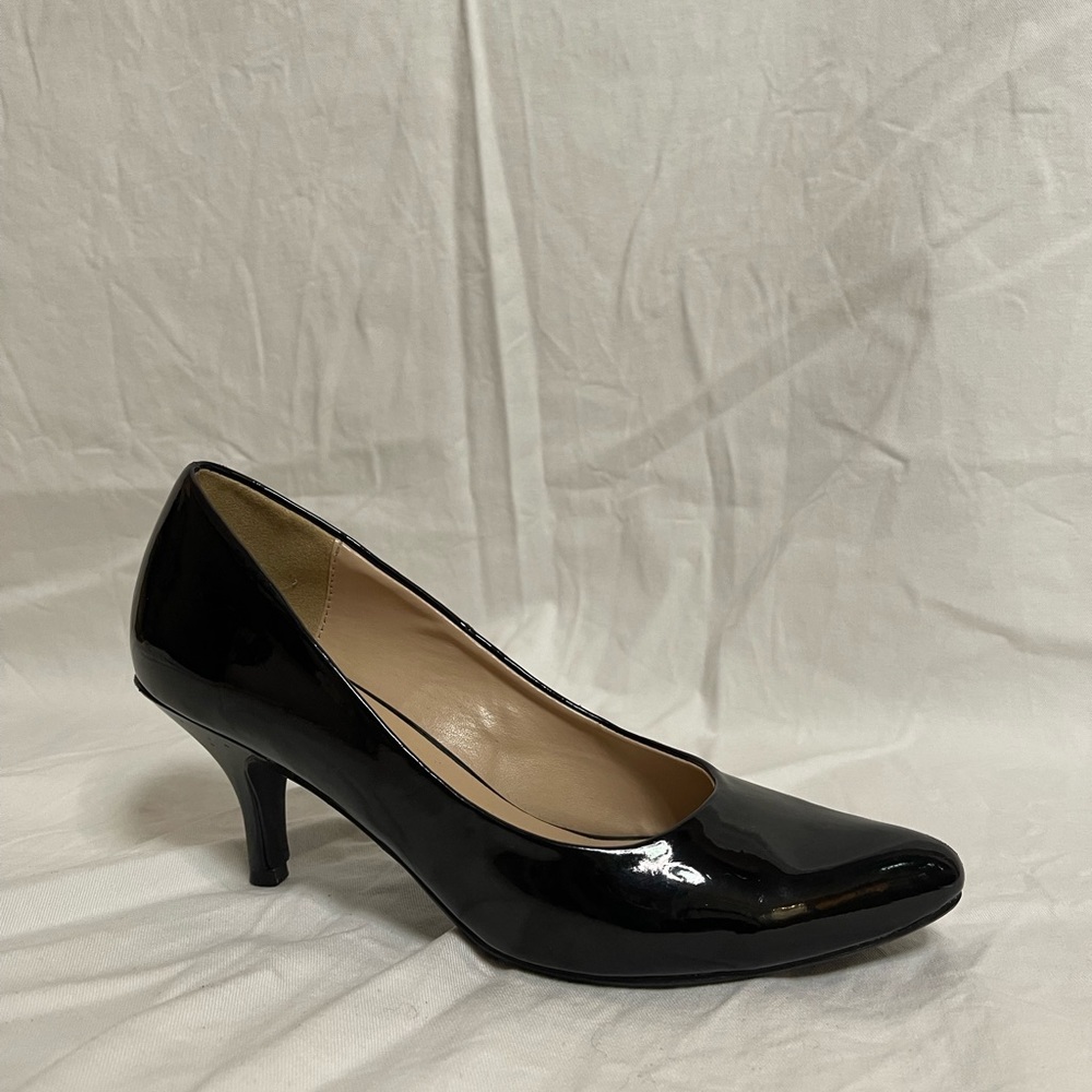 K Studio Black Patent Heels – Size 7.5